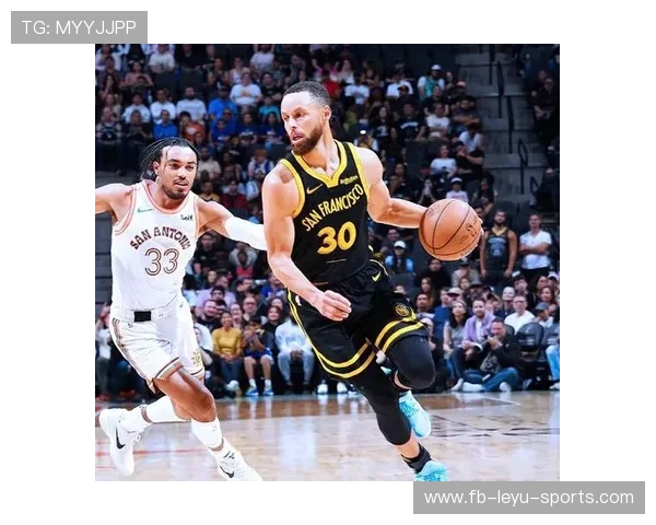 2017年季后赛：库里在对阵马刺的系列赛中，砍下39分，投中8记三分，率队晋级！